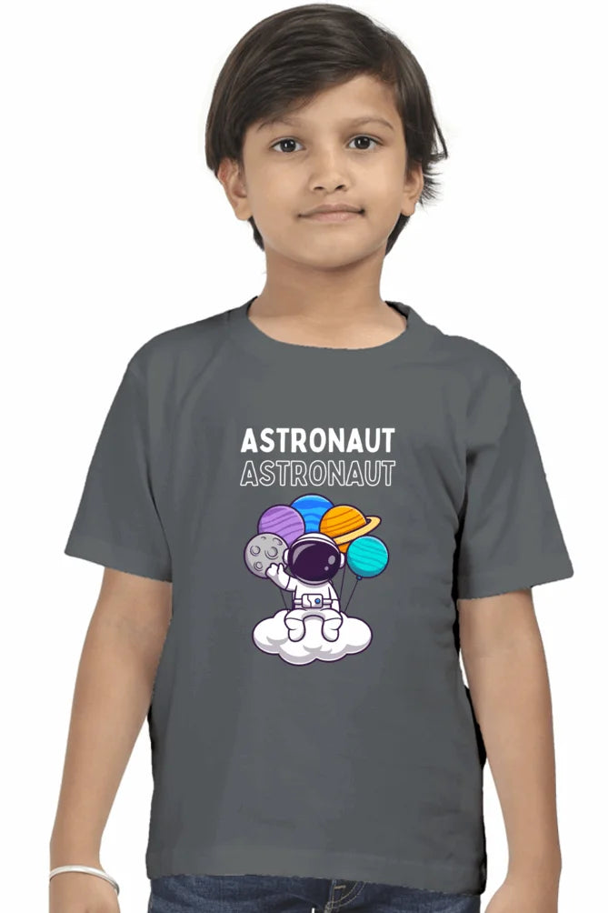 C-Labs Astronaut Boy Classic Crew T-Shirt Steel Grey 40-Front-a9bce6ce-d4fd-427e-98fb-14978209d2d2-_2