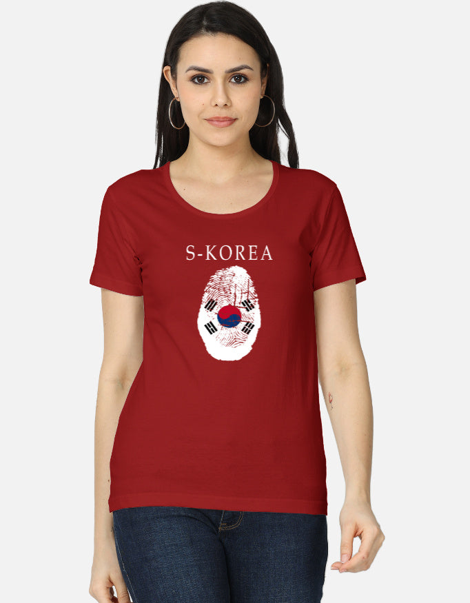 C-Labs SouthKorea Women's Classic T-Shirt Red Front_1_c_10_888d4beb-8053-4f27-8d0d-8bd6e2ebad57