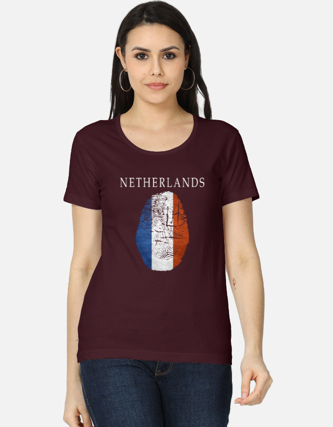 C-Labs Netherlands Women's Classic T-Shirt Maroon Front_1_c_25_0bca8565-b728-49a1-91d7-a0fa767b8e93