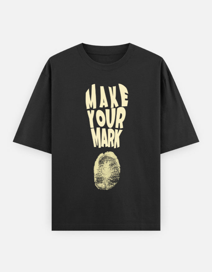 C-Labs Make Your Mark Oversized Classic T-Shirt Black Front_1_c_2_38ae66db-9ae3-4cf3-a582-ea51bb411c2d
