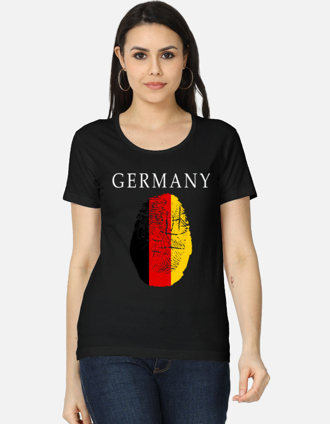 C-Labs Germany Women's Classic T-Shirt Black Front_1_c_2_632fda76-e855-42a9-95ac-e54d1e30a44a