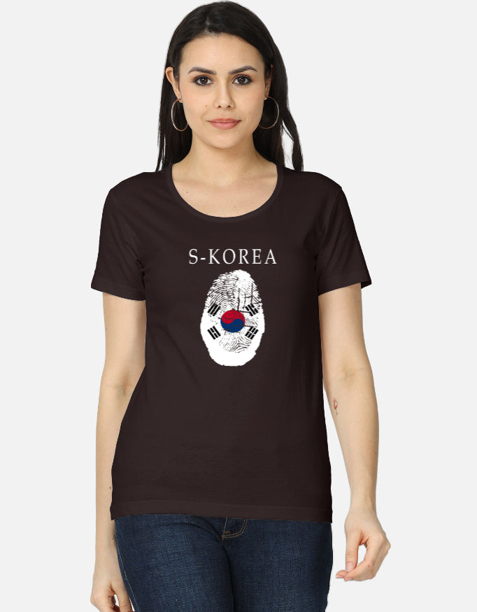 C-Labs SouthKorea Women's Classic T-Shirt Coffee Brown Front_1_c_37_c8786dc6-ea34-47c1-88dc-02efadaf3465